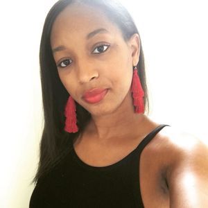 Meet your Posher, Antonette